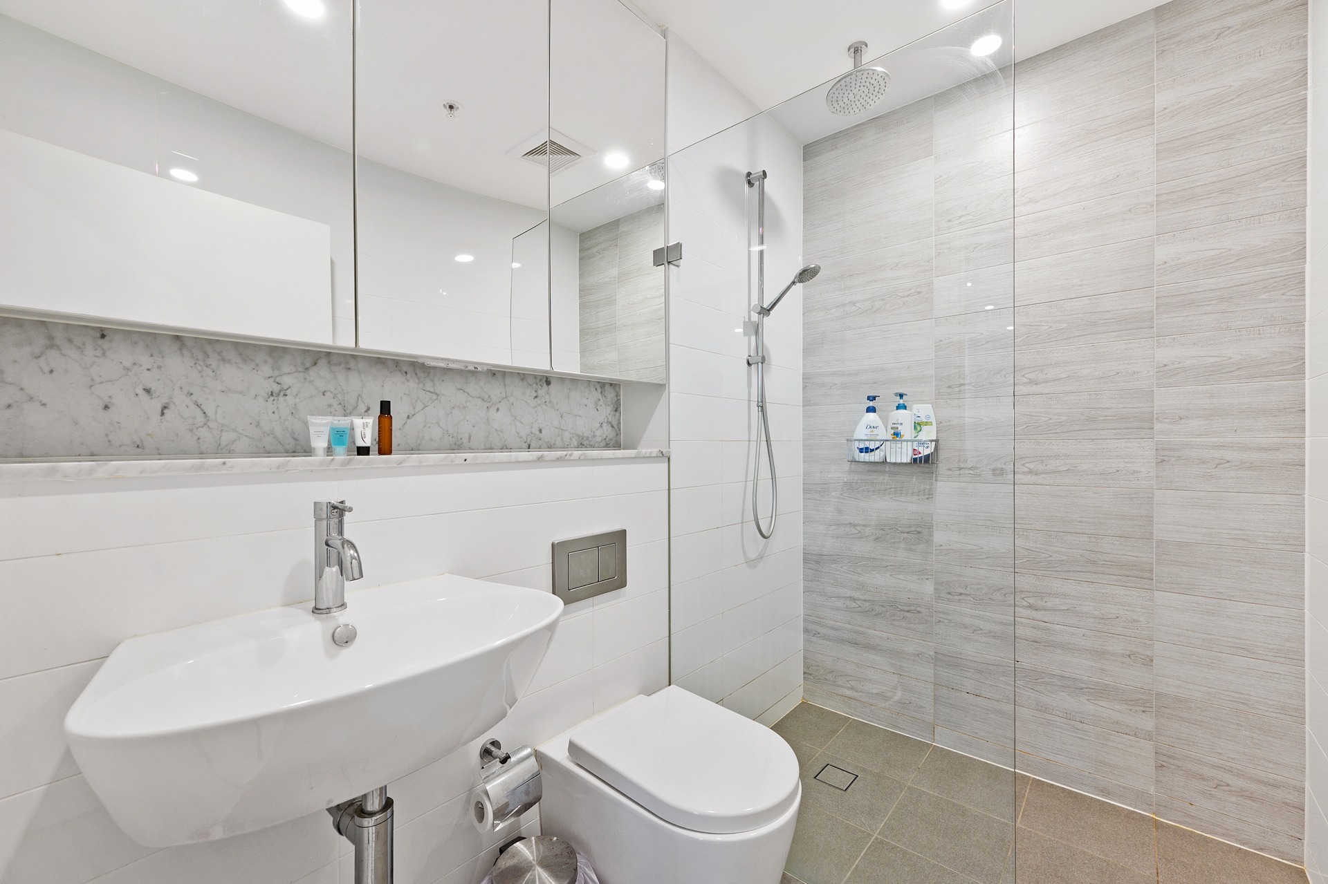 Alexandria 2 Bedroom Mitchell Road ALX226-Sydney short term rentals