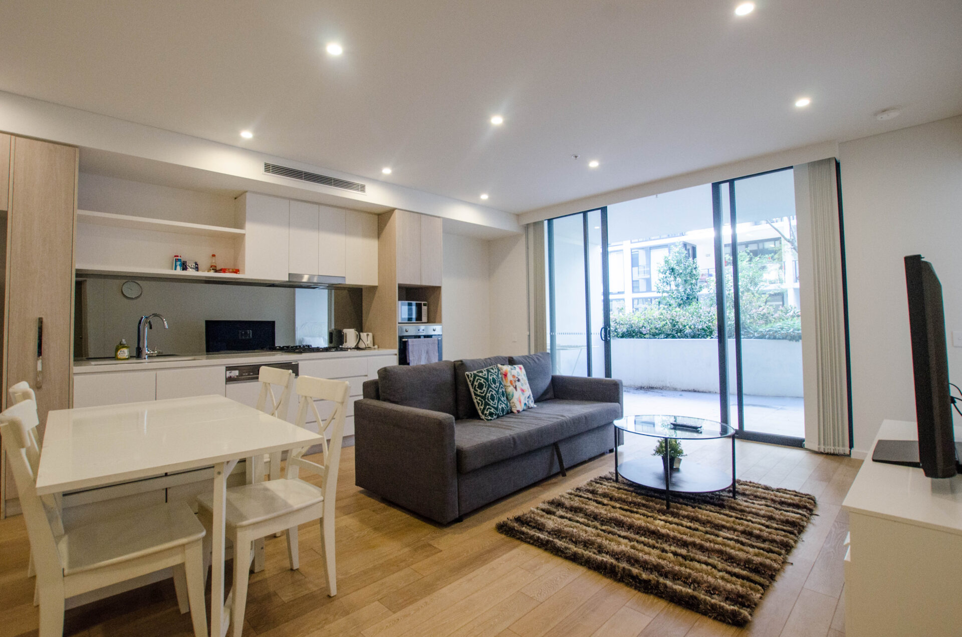 Mascot 2 Bedroom Church Avenue MAS4-Sydney short term rentals
