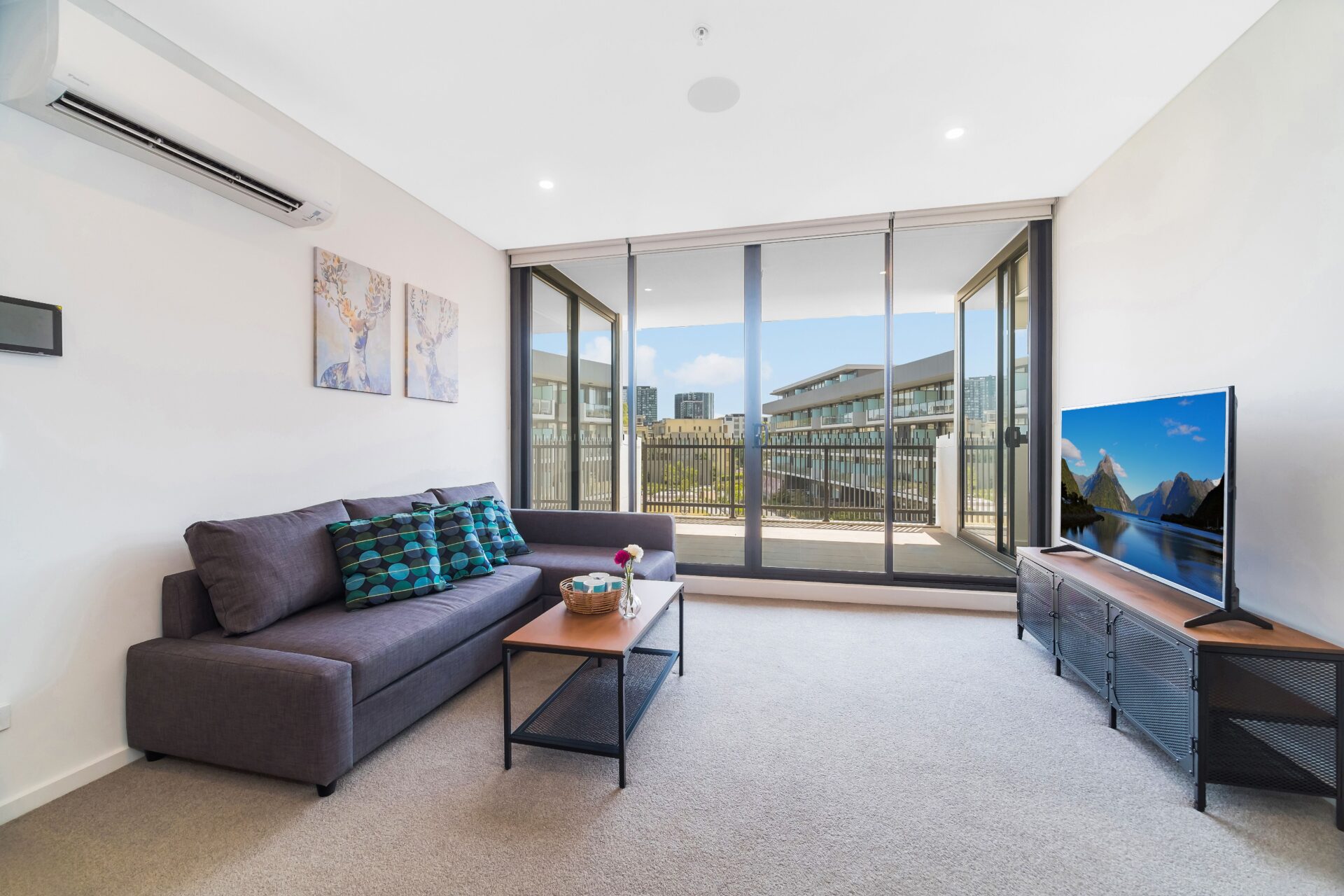 Ryde 2 bedroom RY90-Sydney short term rentals