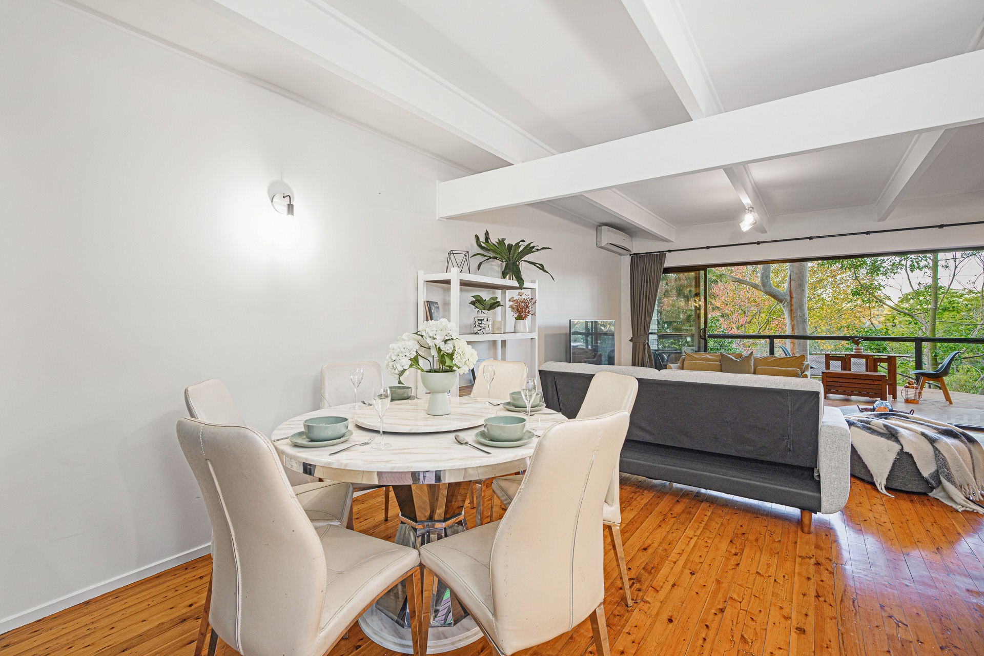 Northbridge 4 Bedroom House Sailors Bay Road NB35-Sydney short term rentals
