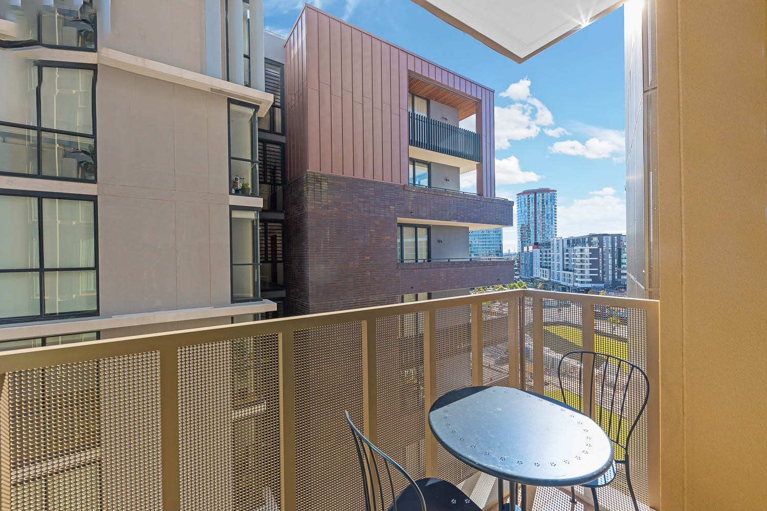 Waterloo 1 Bedroom Potter Street WAT708-Sydney short term rentals
