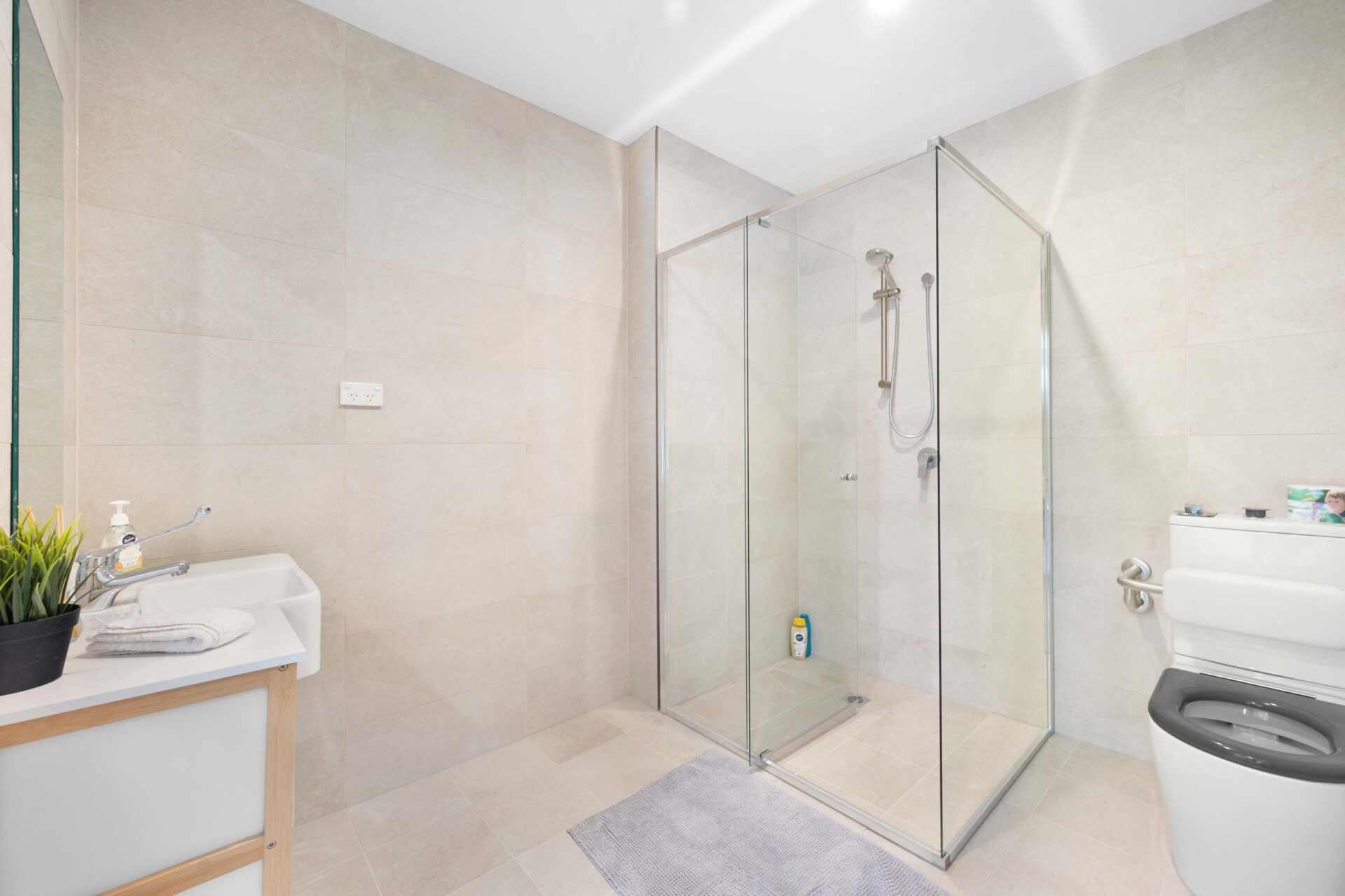 Dulwich Hill Studio Terrace Road DH002-Sydney short term rentals