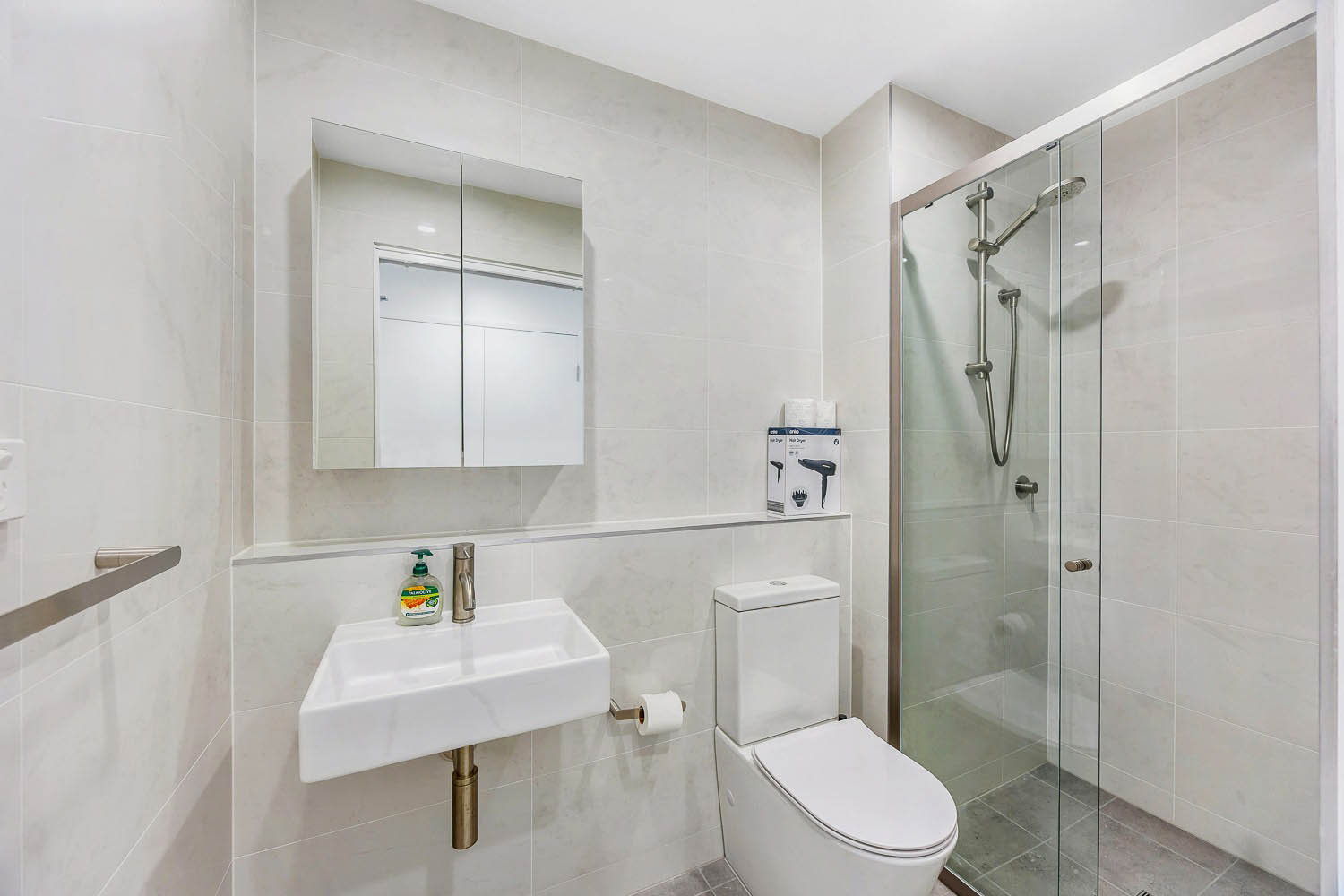 Lewisham 1 Bedroom Old Canterbury Road LEW1106-Sydney short term rentals