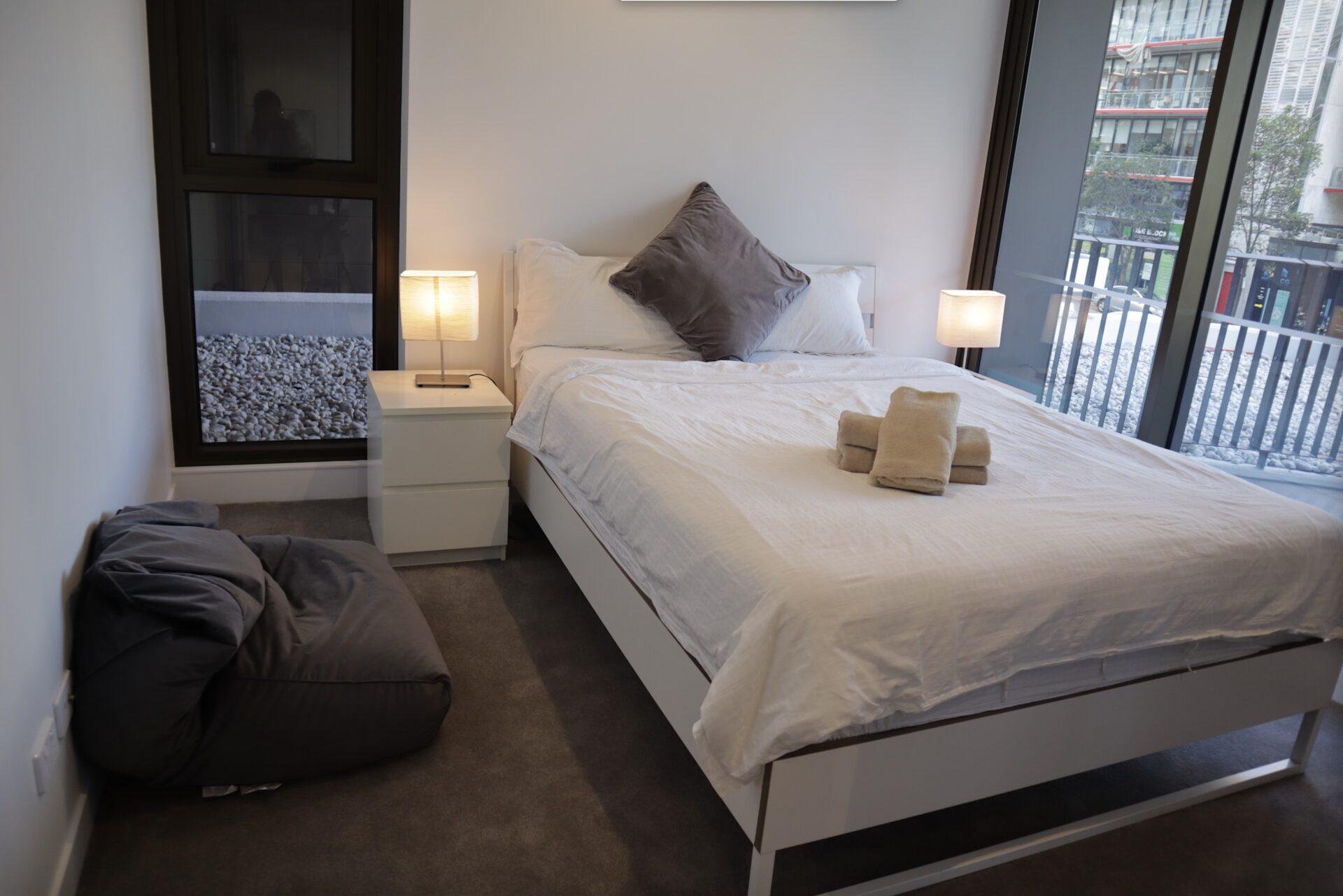 Epping 2 Bedroom Essex Street EP10-Sydney short term rentals