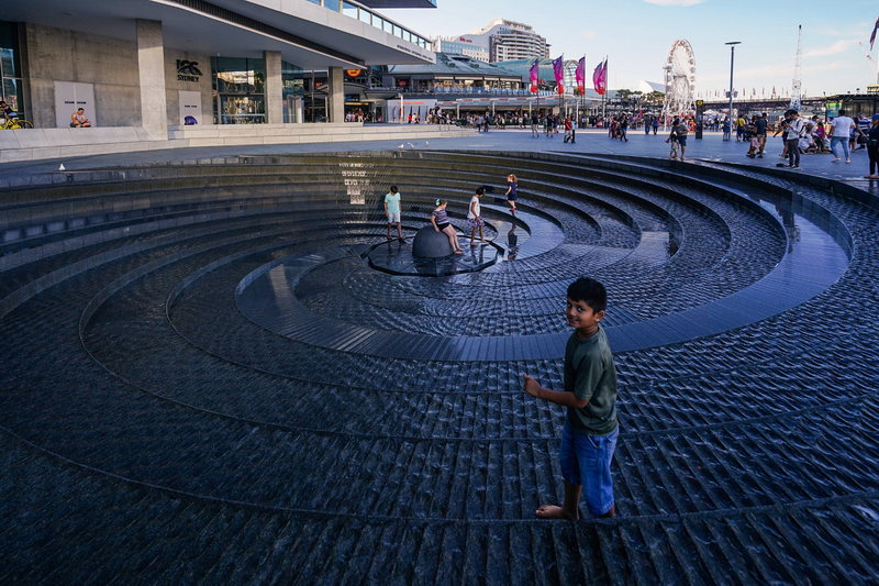 Darling Harbour-Evelyn Green