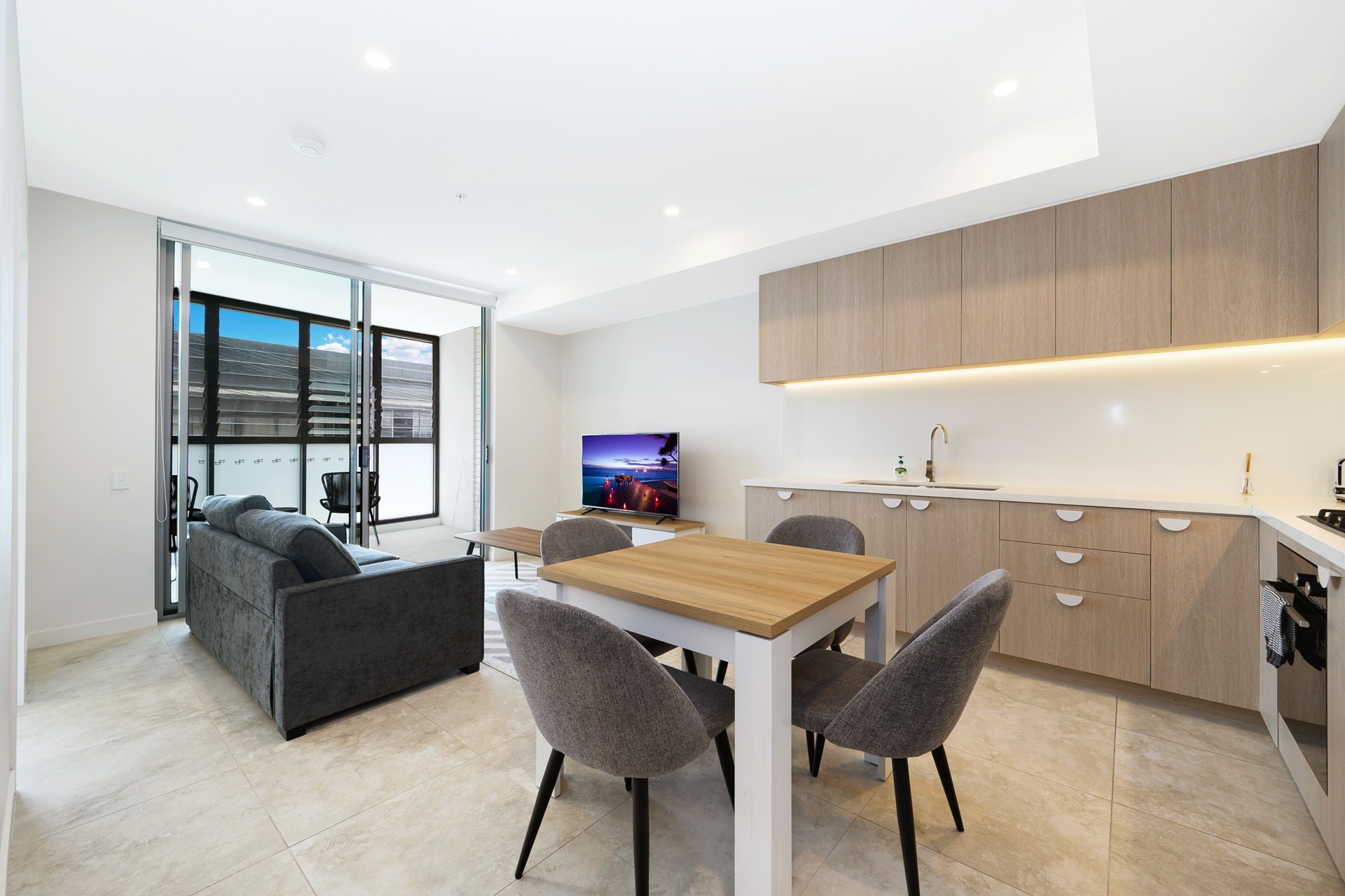 Dulwich Hill 1 Bedroom New Canterbury Road DH1109-Sydney short term rentals