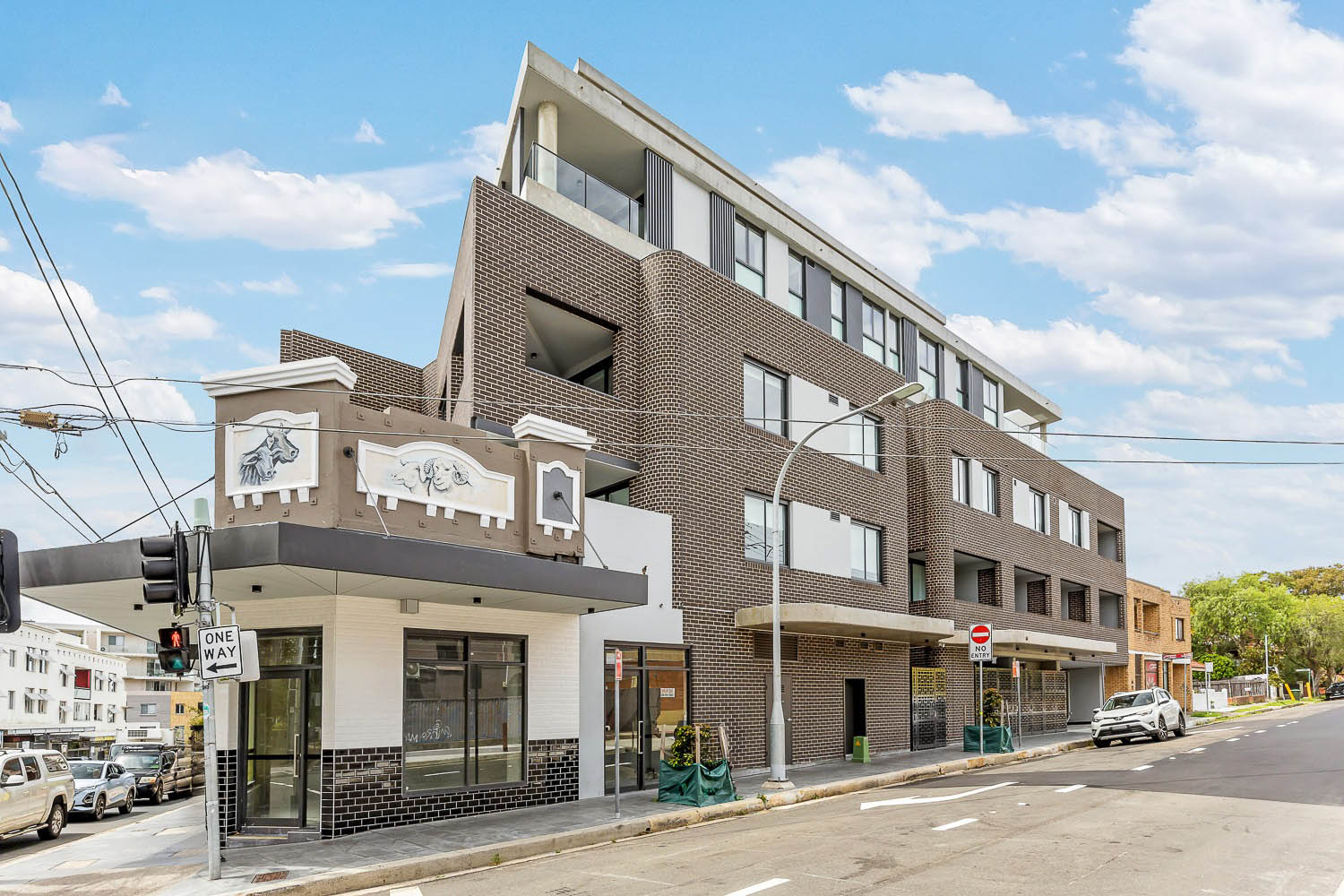 Stanmore 2 Bedroom Salisbury Road STAN2402-Sydney short term rentals
