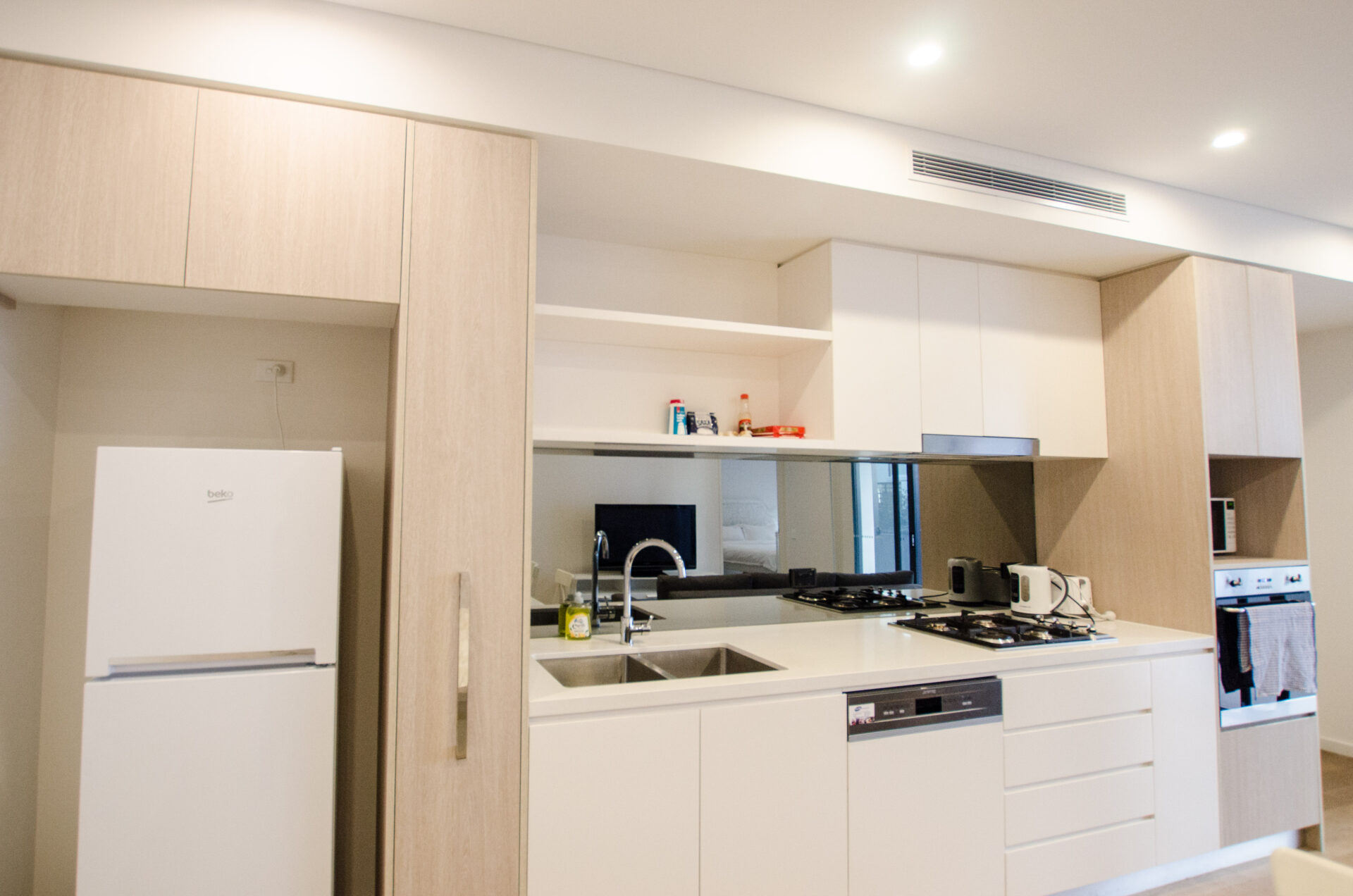 Mascot 2 Bedroom Church Avenue MAS4-Sydney short term rentals