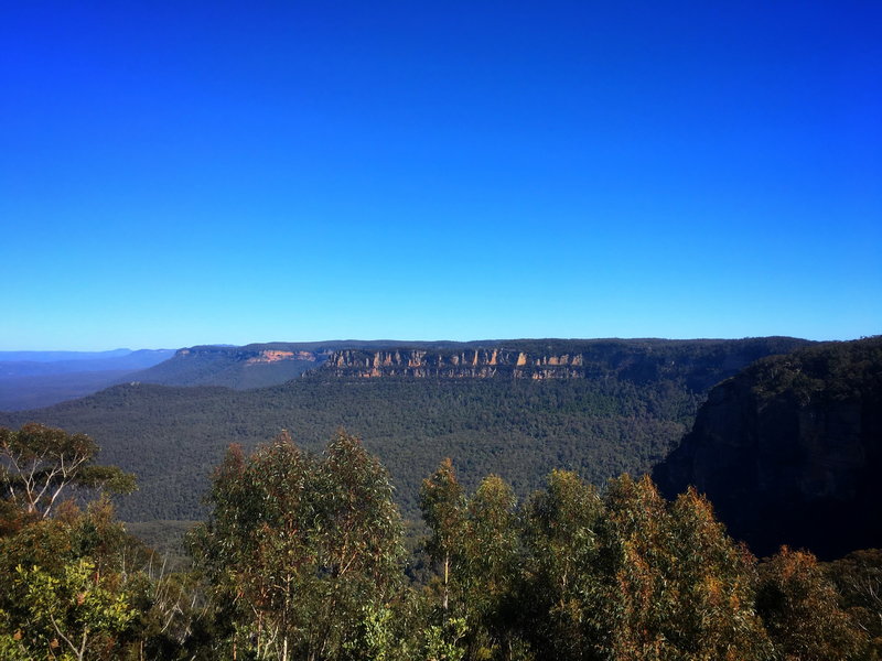 Blue Mountains-Raven Blackburn