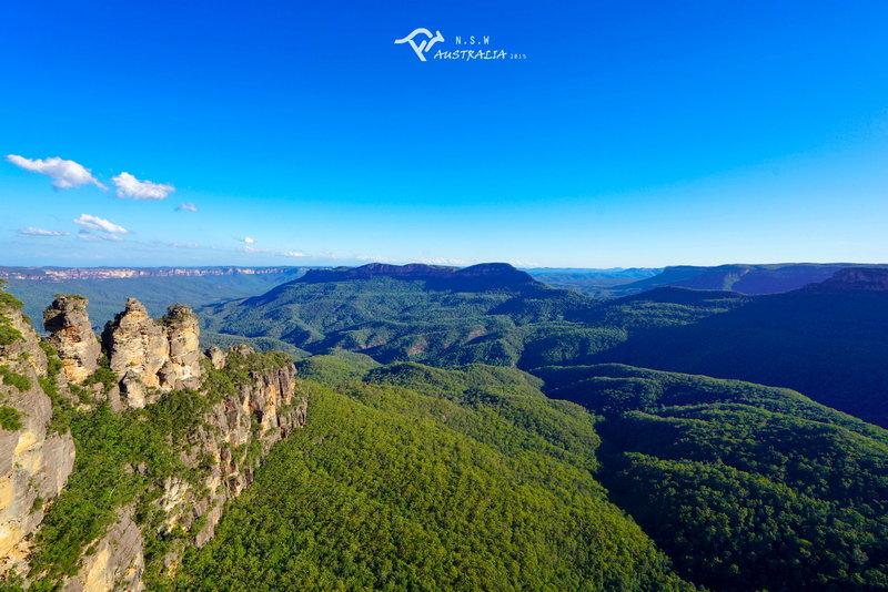 Blue Mountains-Victoria Edwards