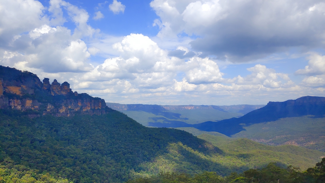 Blue Mountains-Emma Green