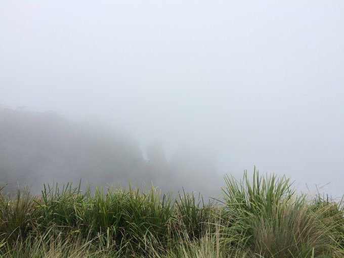 Blue Mountains-Benjamin Hughes