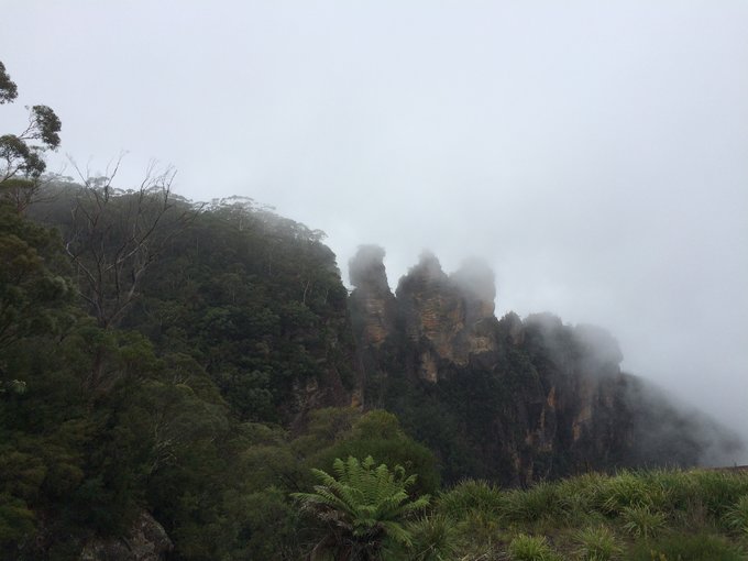 Blue Mountains-Benjamin Hughes