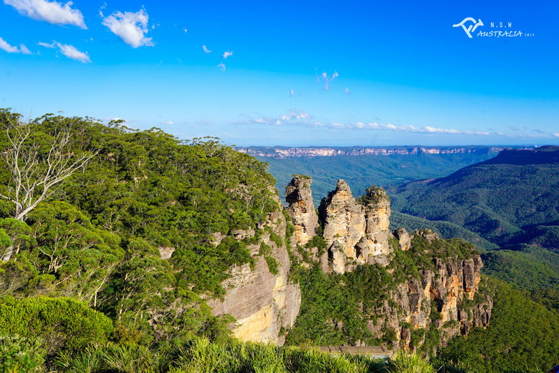 Blue Mountains-Victoria Edwards