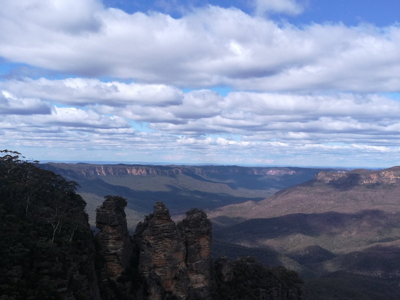 Blue Mountains-Drake Sinclair