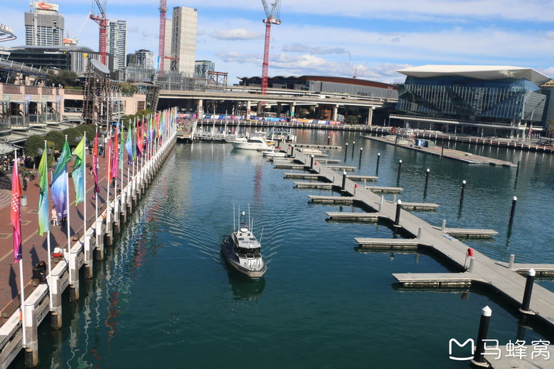 Darling Harbour-Joseph Wallace