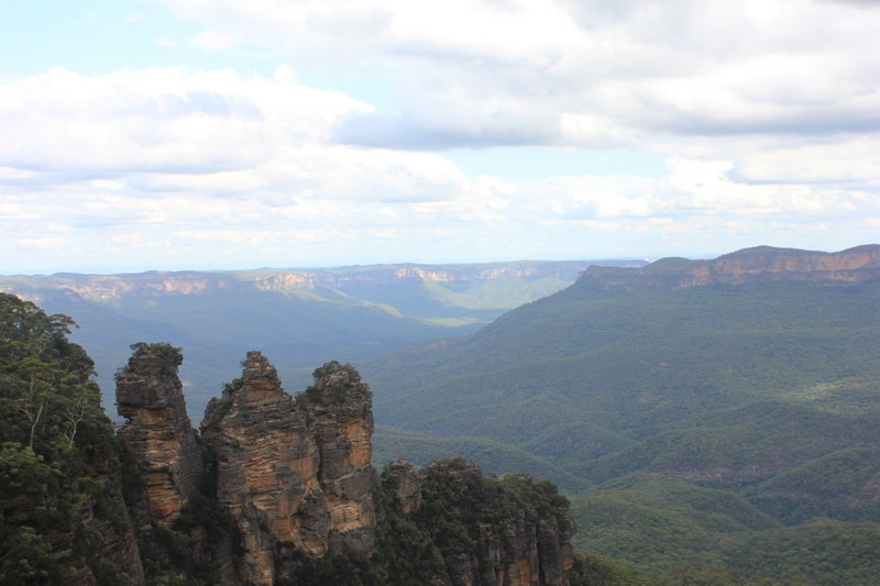 Blue Mountains-Emma Green